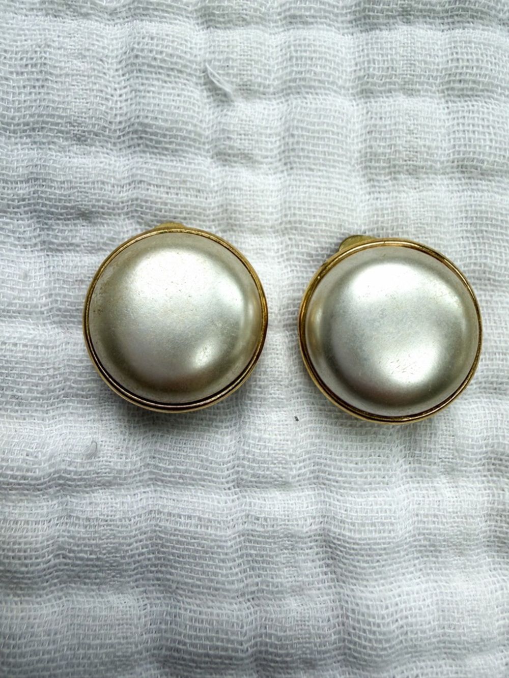 Vintage Faux Pearl Clip On Earrings Gold Tone Round Dome Classic